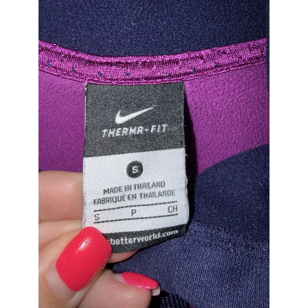 Nike Therma-Fit Women's Hooded Pullover Navy/Purple, Size Small
